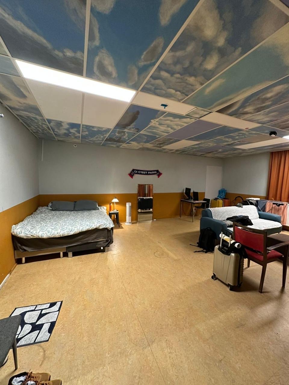 Room 1 — 46 m² student room in Groningen