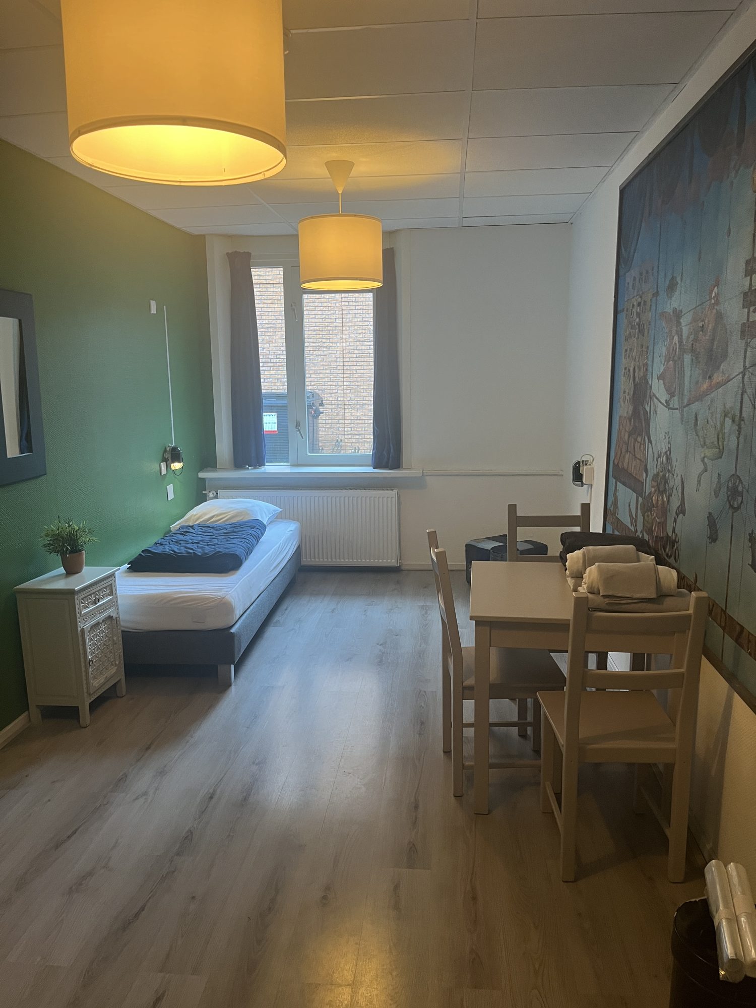 Room A — 19 m² student room in Groningen