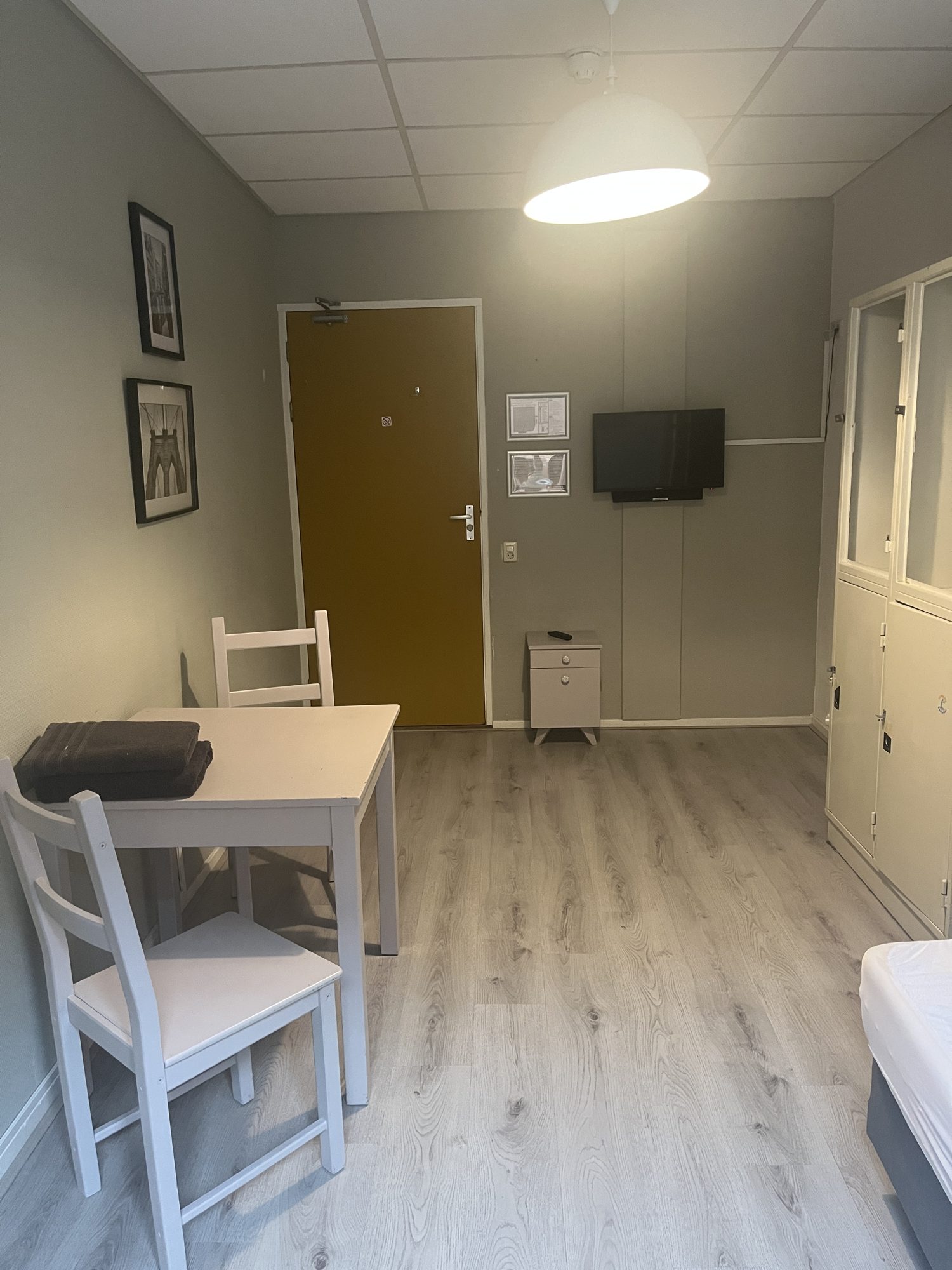 Room C — photo 4
