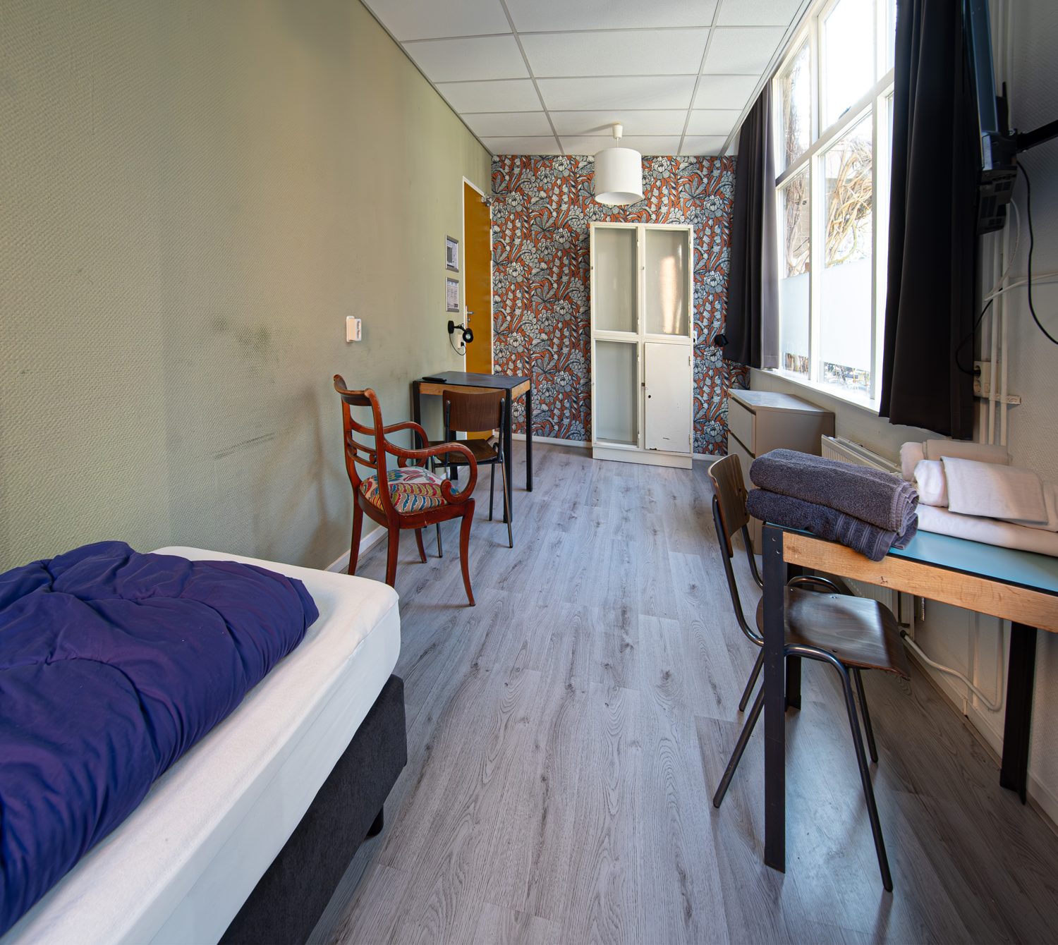 Room D — 17 m² student room in Groningen