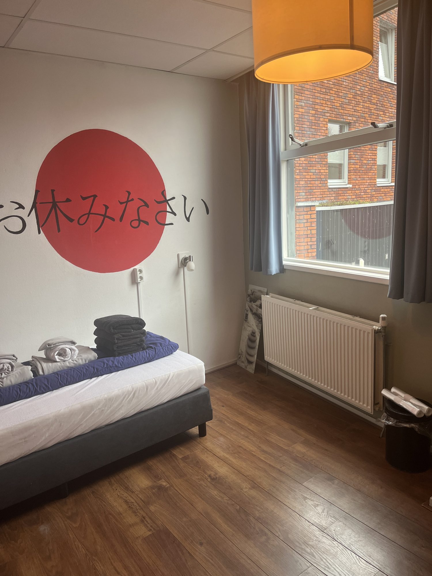 Room I — 8 m² student room in Groningen