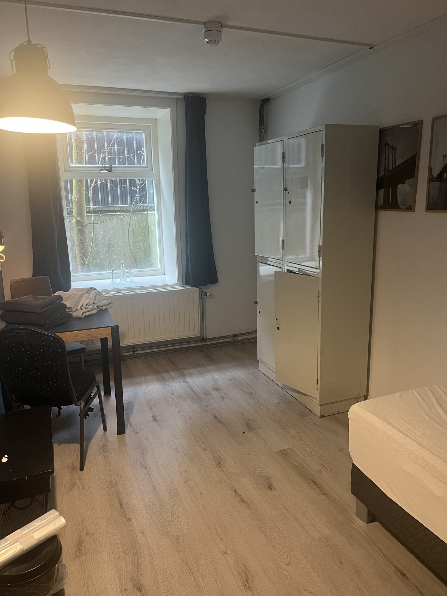 Room M — 14 m² student room in Groningen